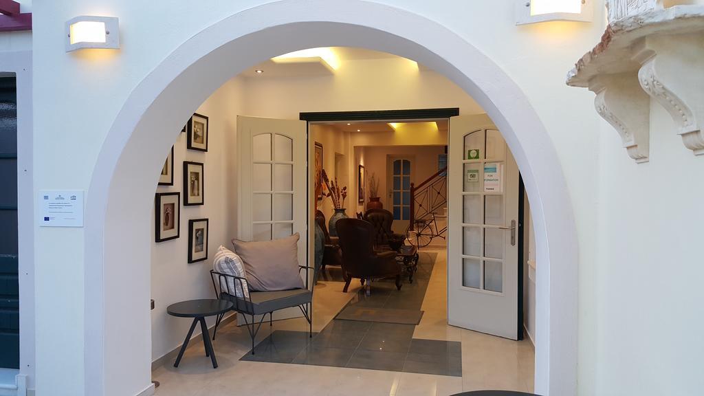 Naxos City Hotel Palatia מראה חיצוני תמונה