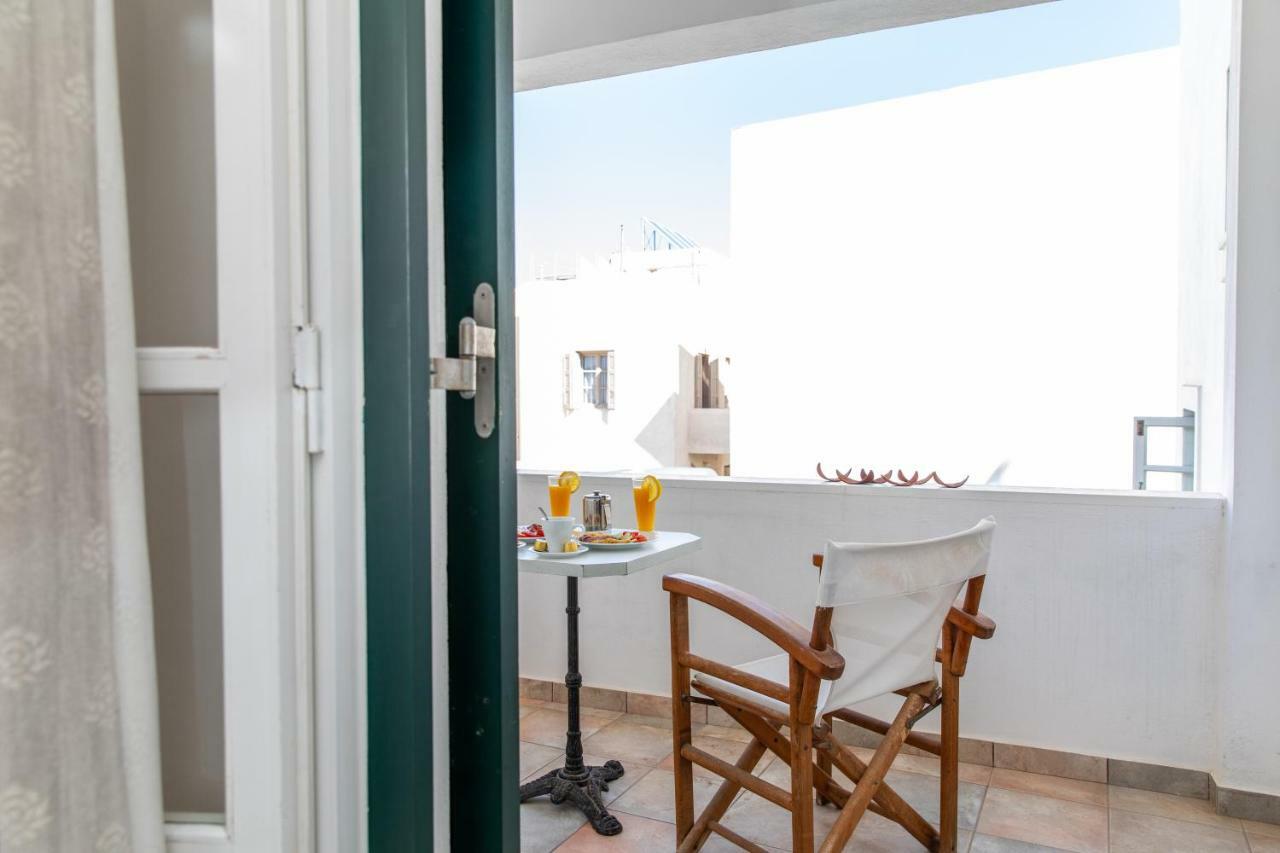 Naxos City Hotel Palatia מראה חיצוני תמונה