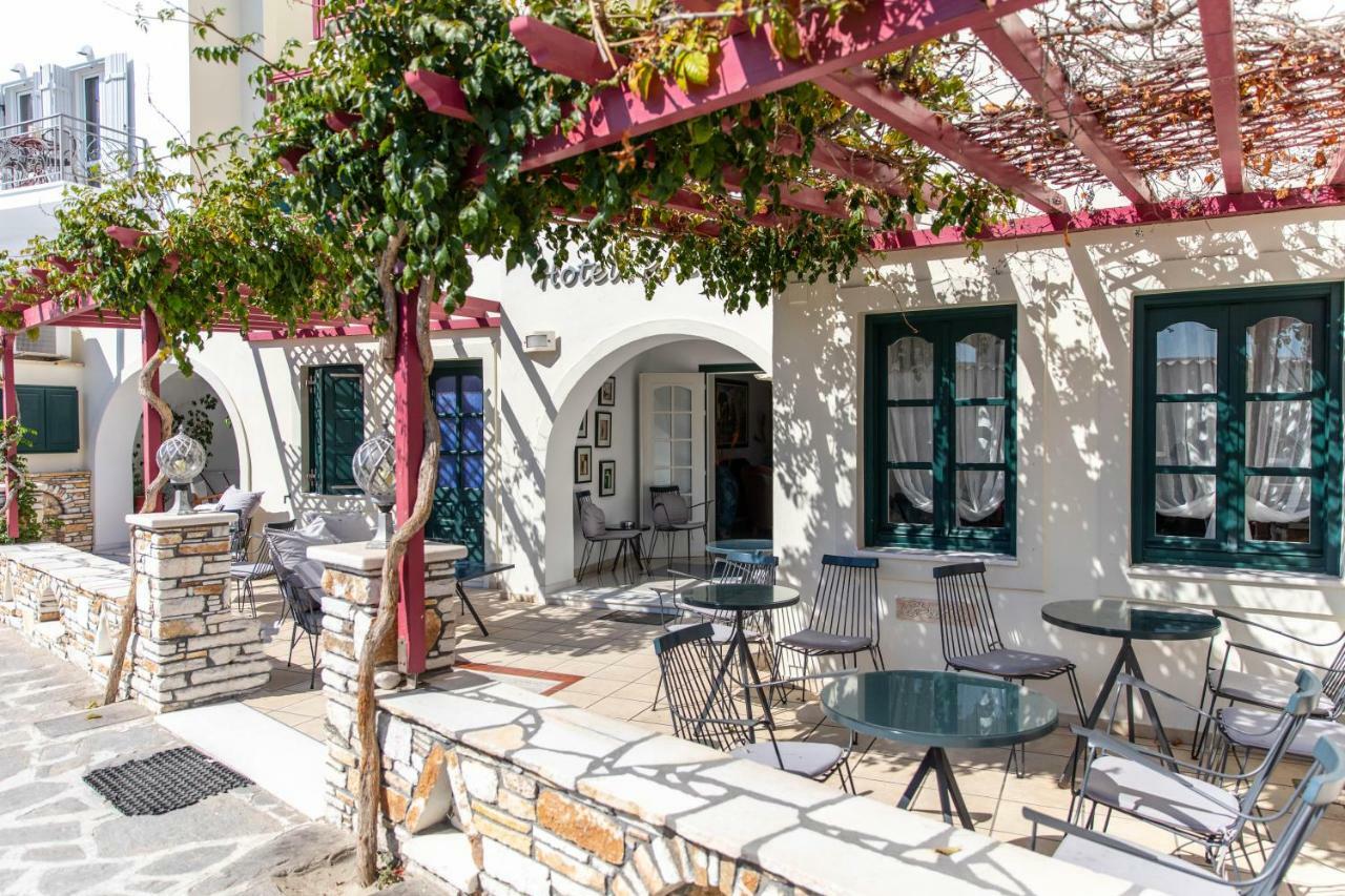 Naxos City Hotel Palatia מראה חיצוני תמונה